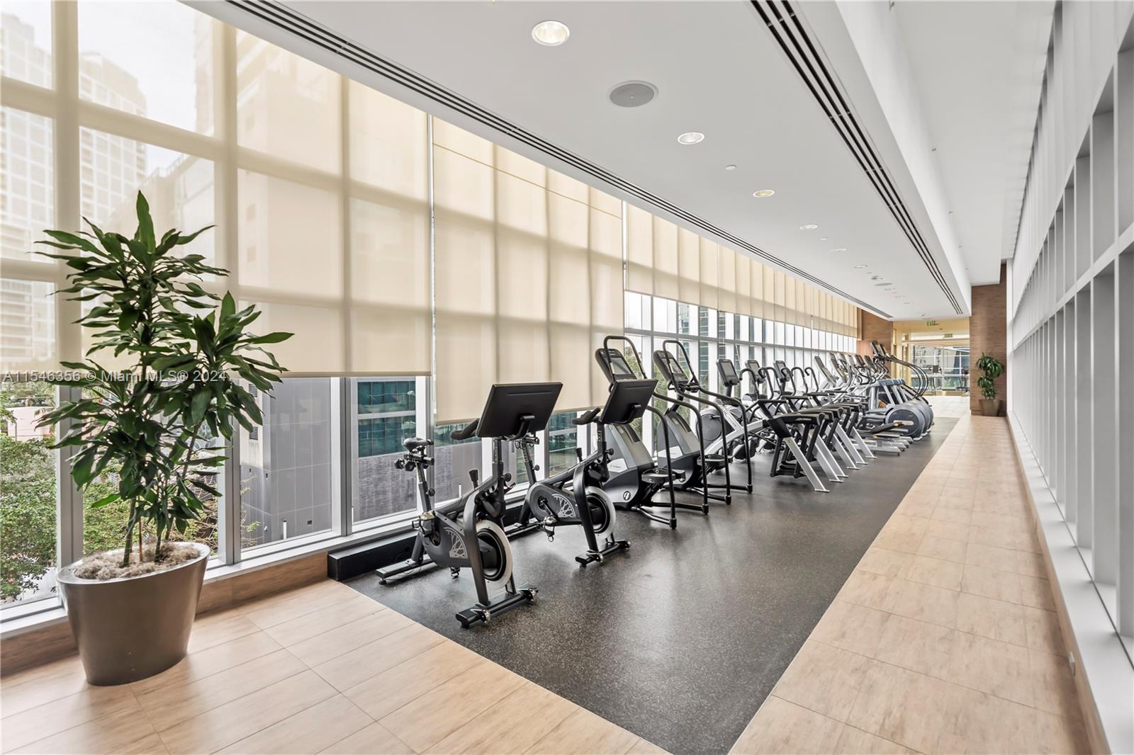1425 Brickell Ave # 44D