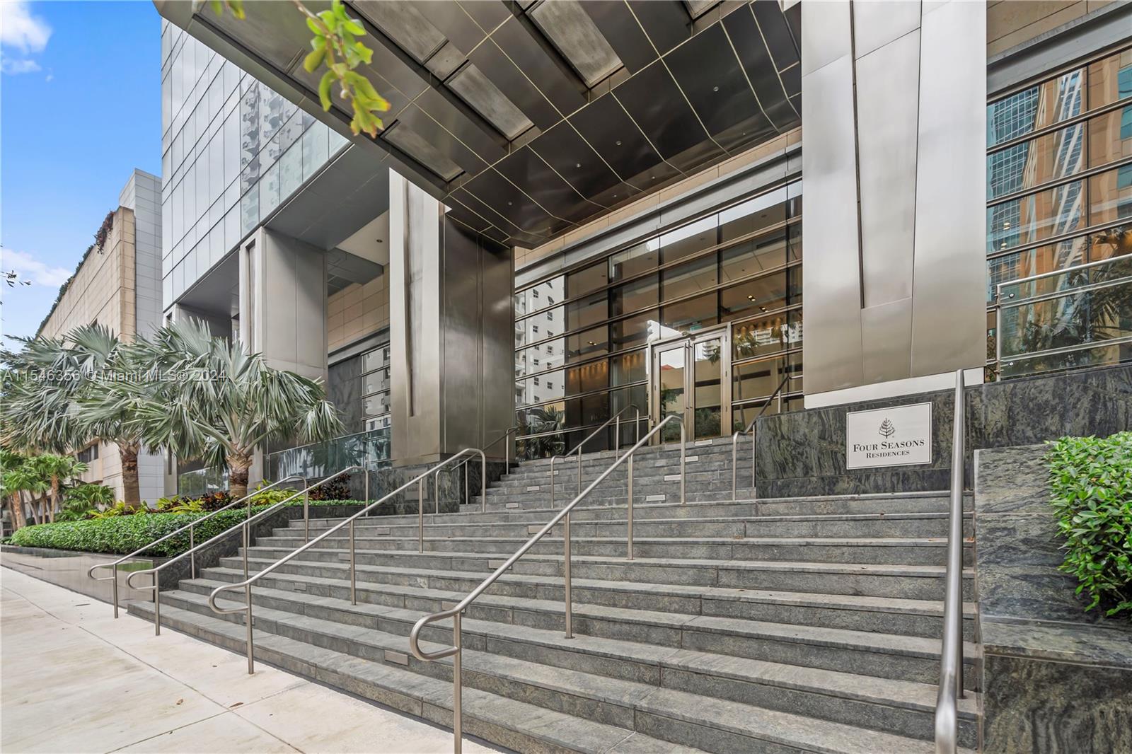 1425 Brickell Ave # 44D