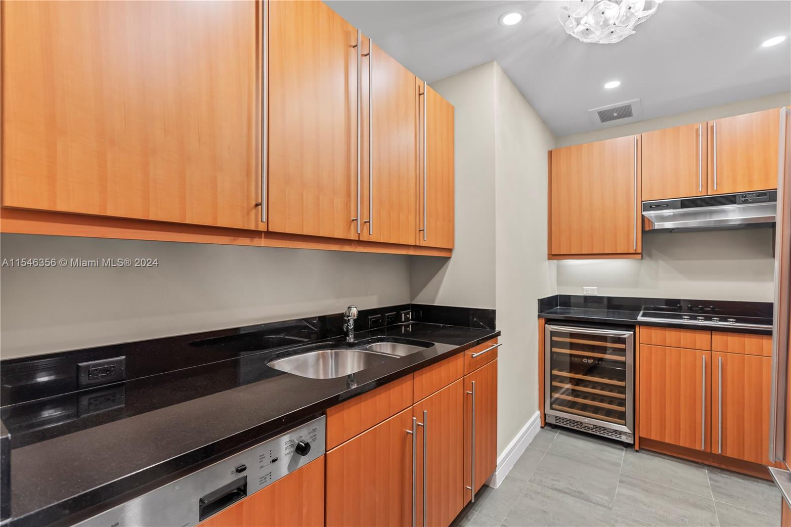 1425 Brickell Ave # 44D