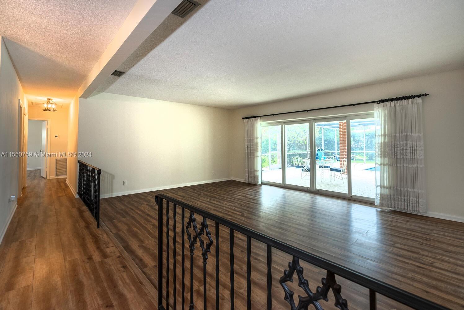 11780 Hermitage Dr # 11780