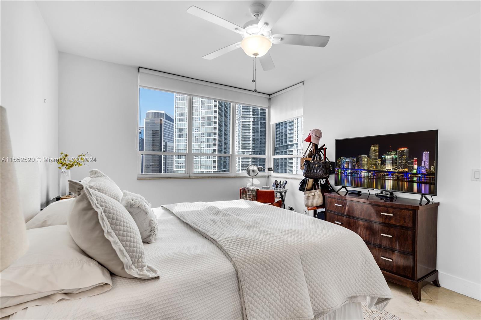 801 Brickell Key Blvd # 2602