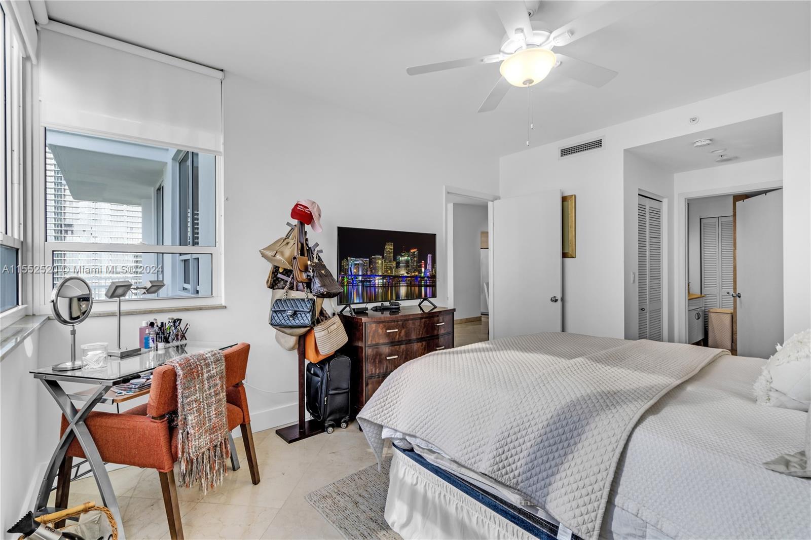 801 Brickell Key Blvd # 2602