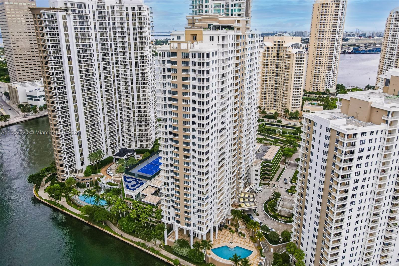 801 Brickell Key Blvd # 2602