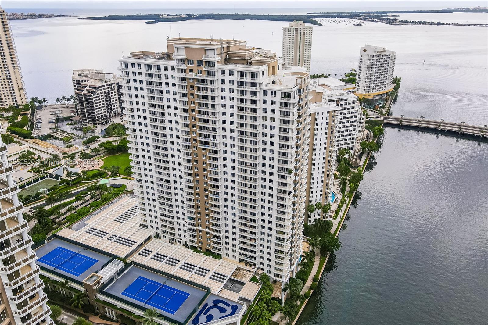 801 Brickell Key Blvd # 2602