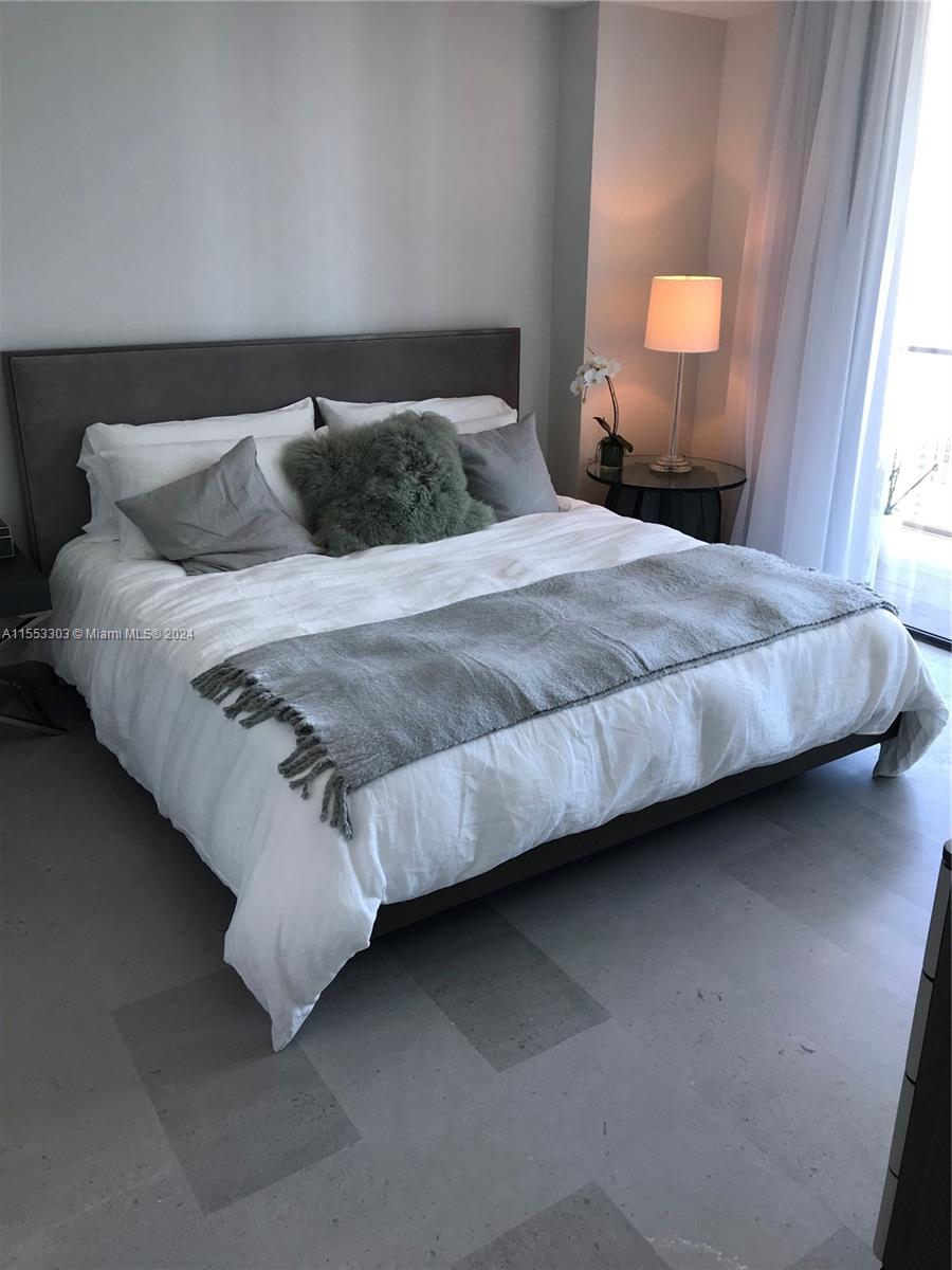 88 SE 7th St # 3509