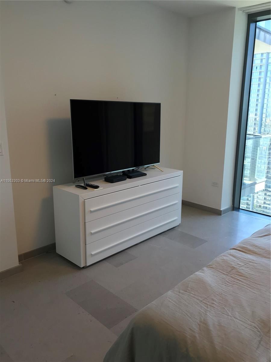88 SE 7th St # 3509