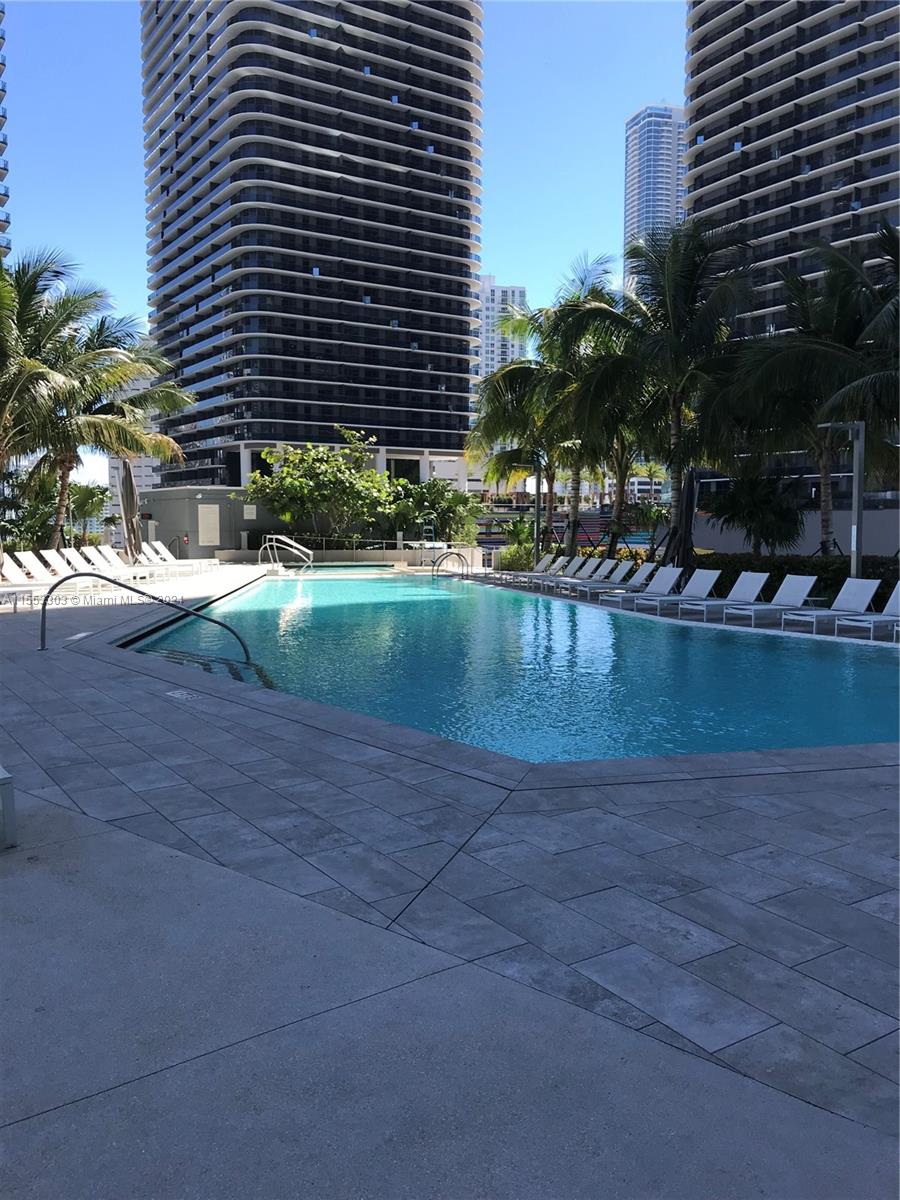 88 SE 7th St # 3509