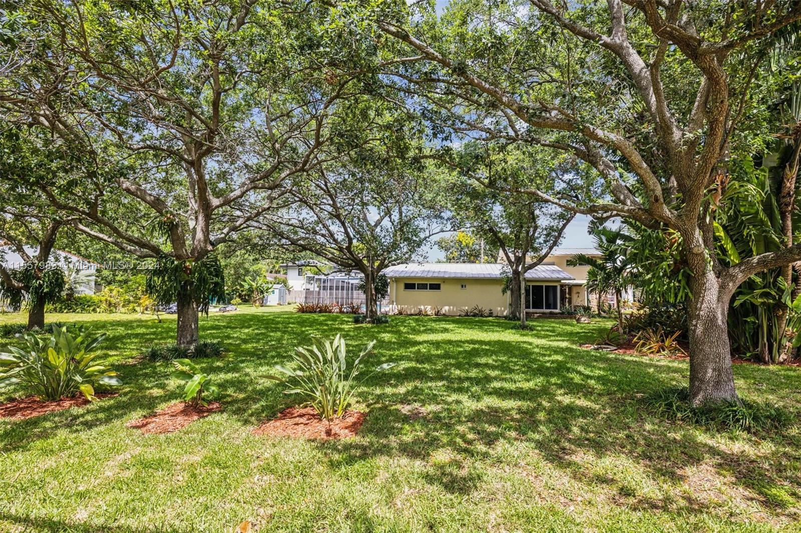 8750 NE 4th Ave Rd