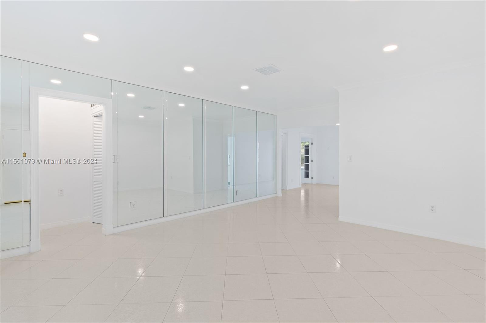 925 Palermo Ave # 2B