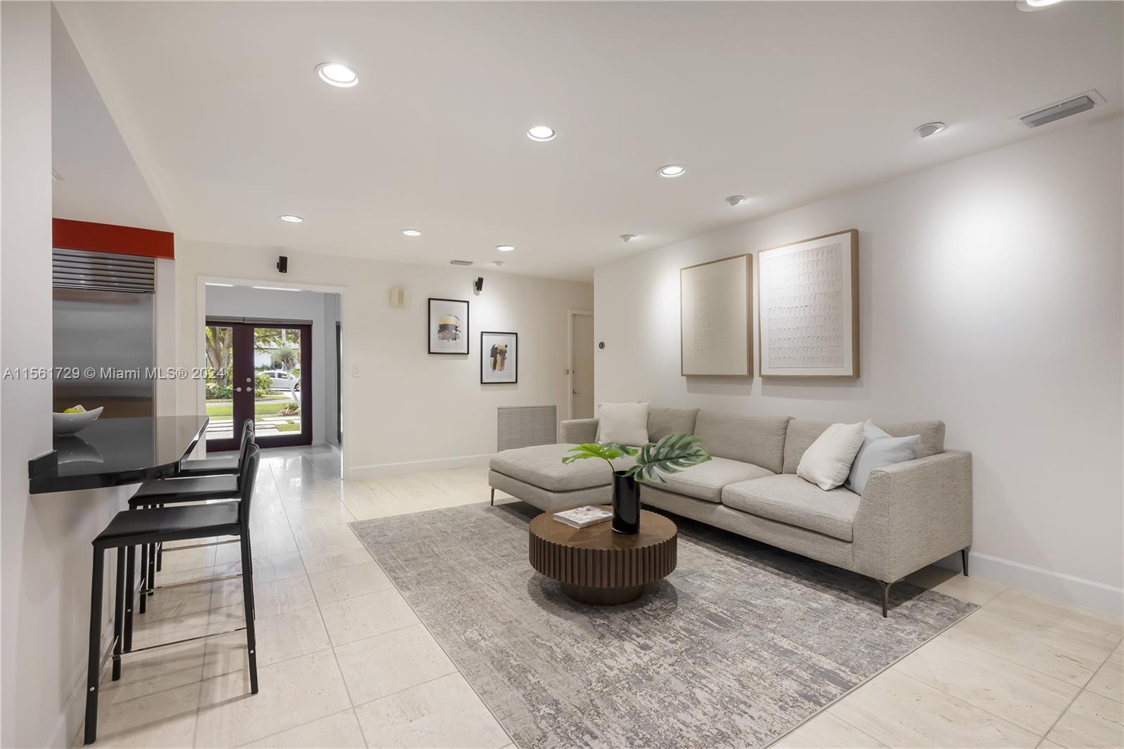 751 Calatrava Ave