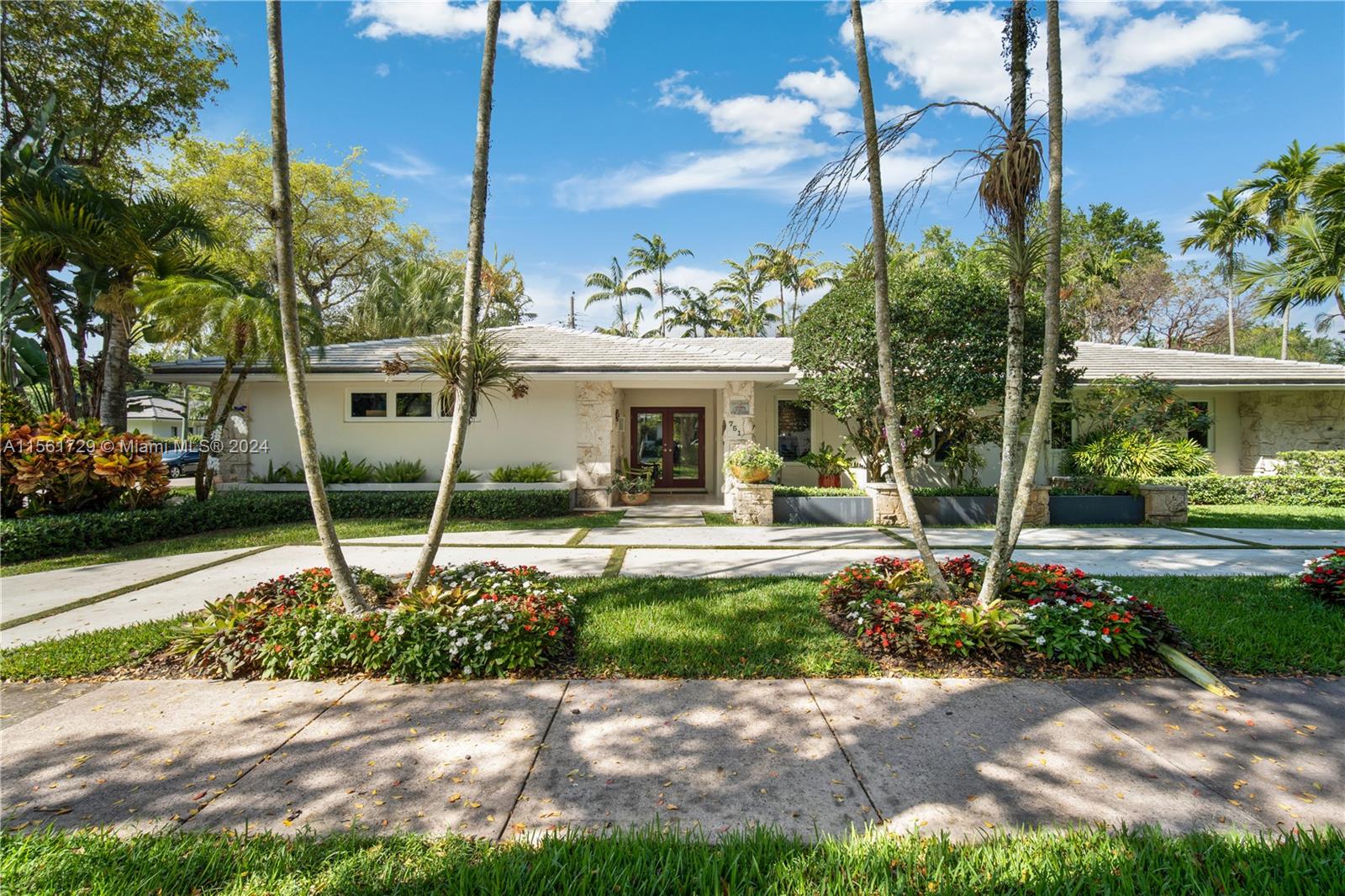 751 Calatrava Ave