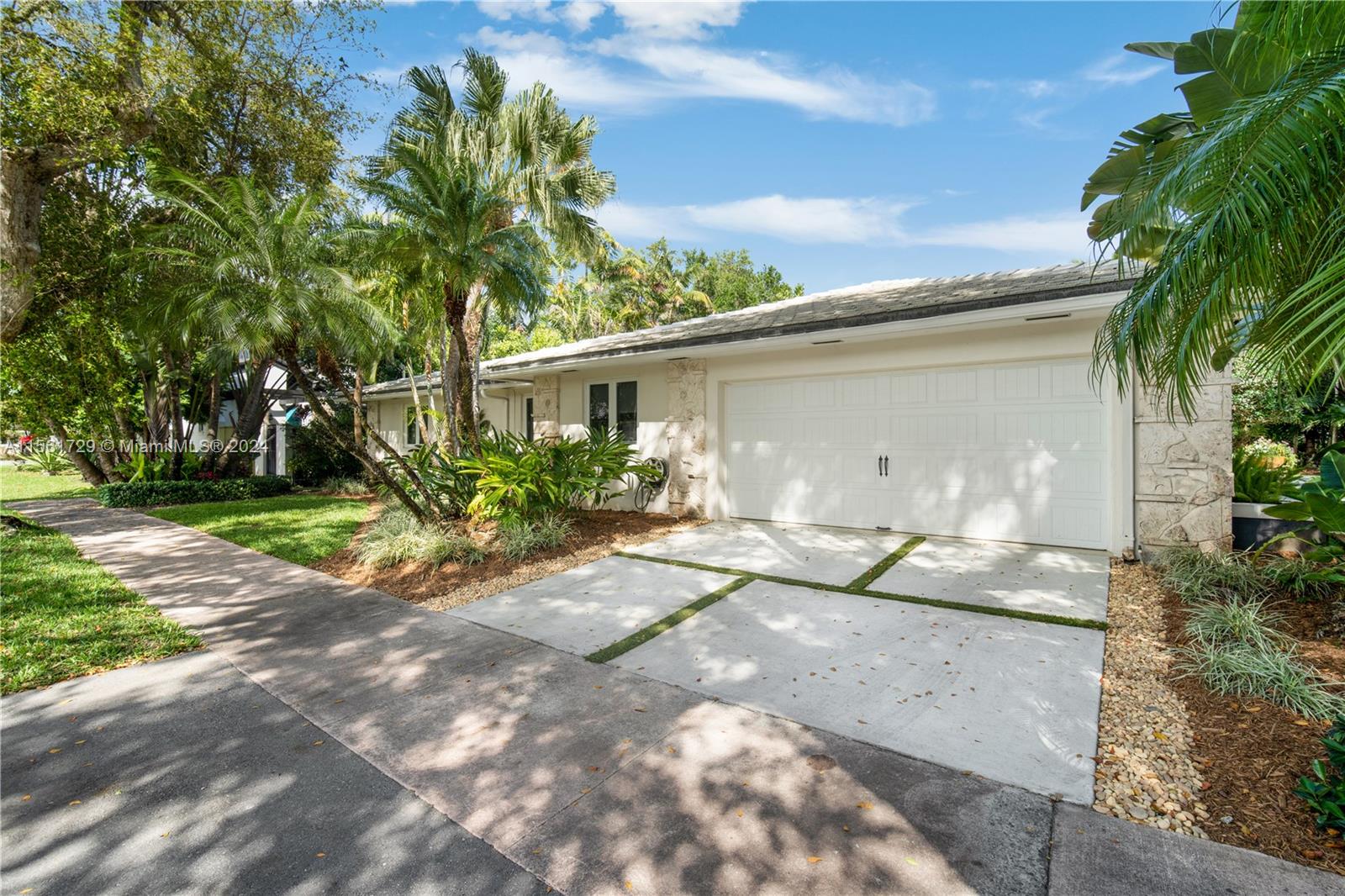 751 Calatrava Ave