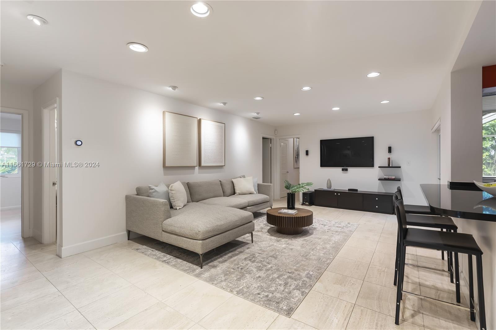 751 Calatrava Ave