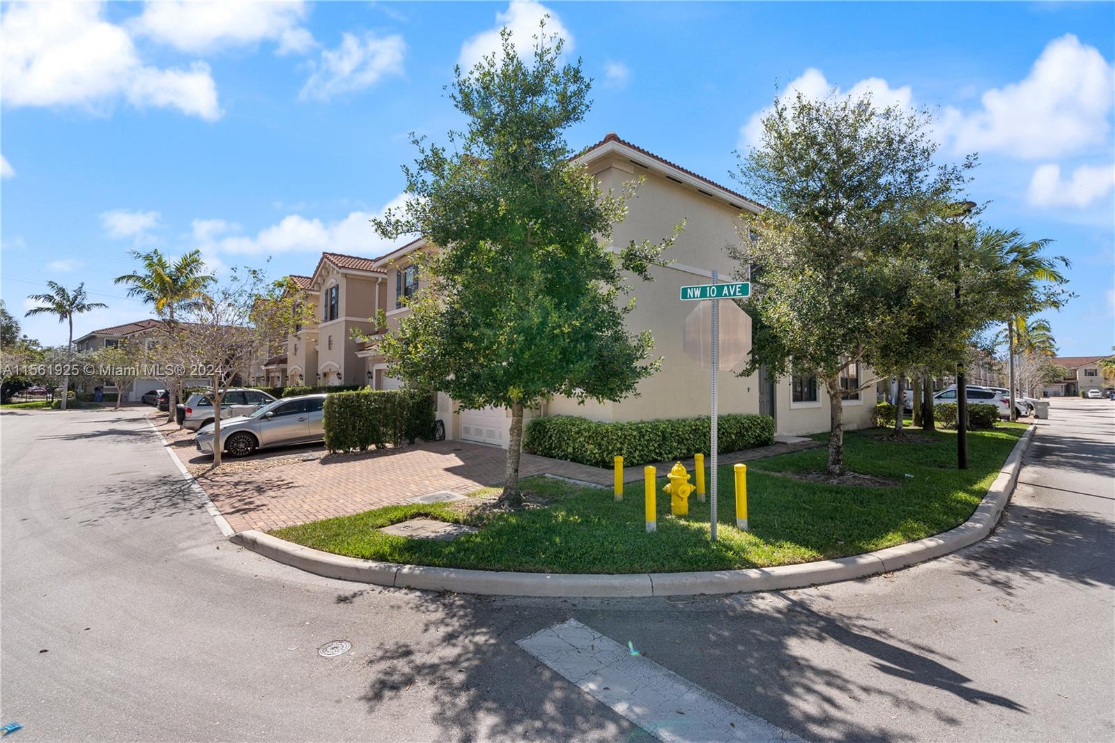 3351 NW 10th Ave # 3351