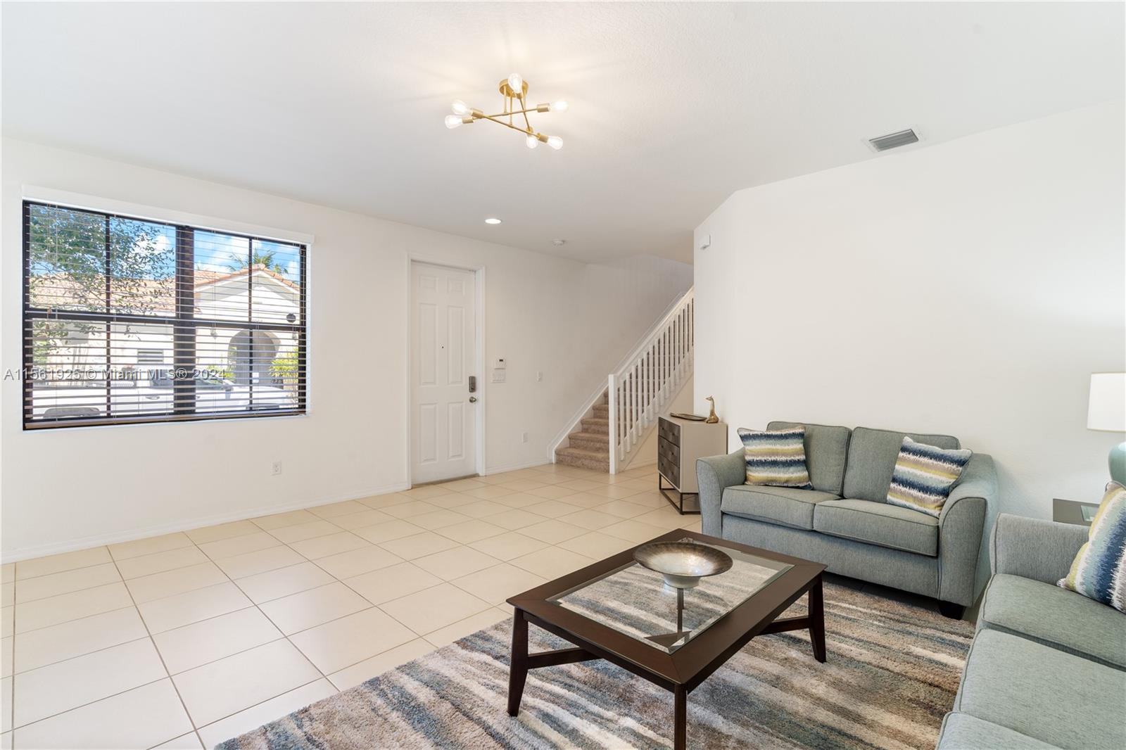 3351 NW 10th Ave # 3351
