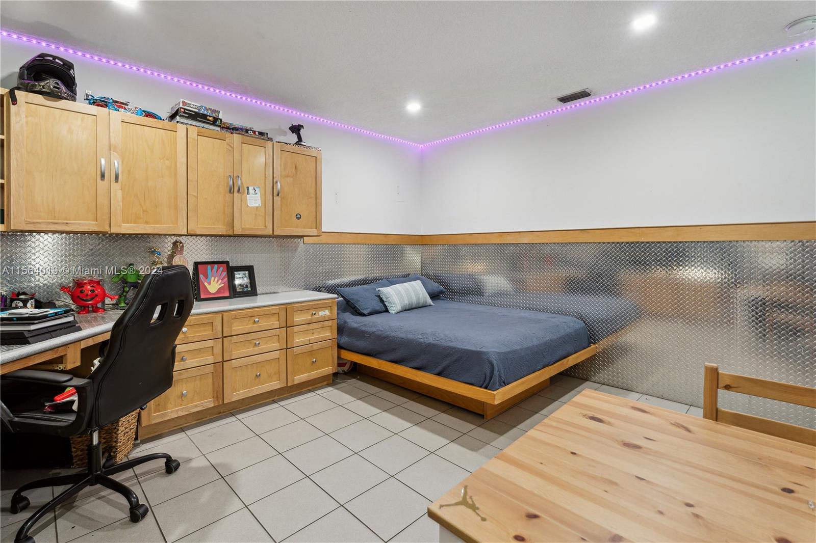 9708 SW 108th Ter