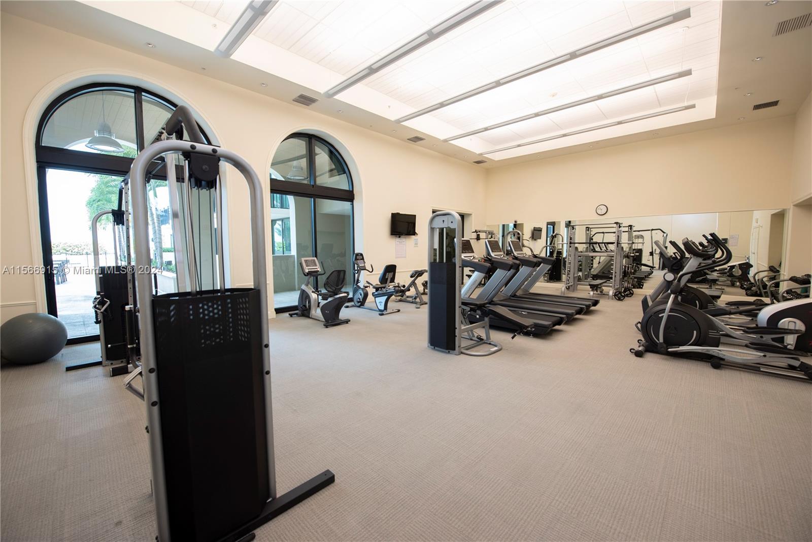 1300 Ponce De Leon Blvd # 610