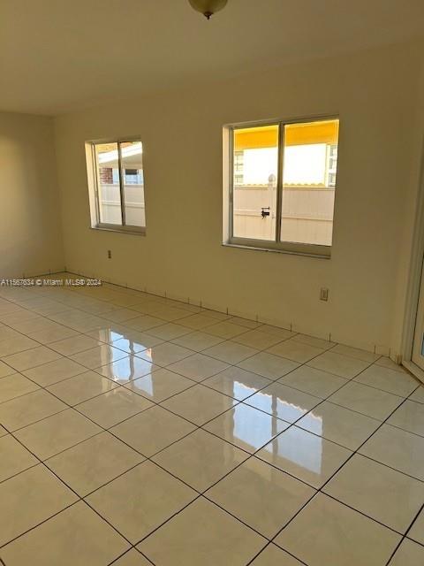 3165 SW 26th St # 1