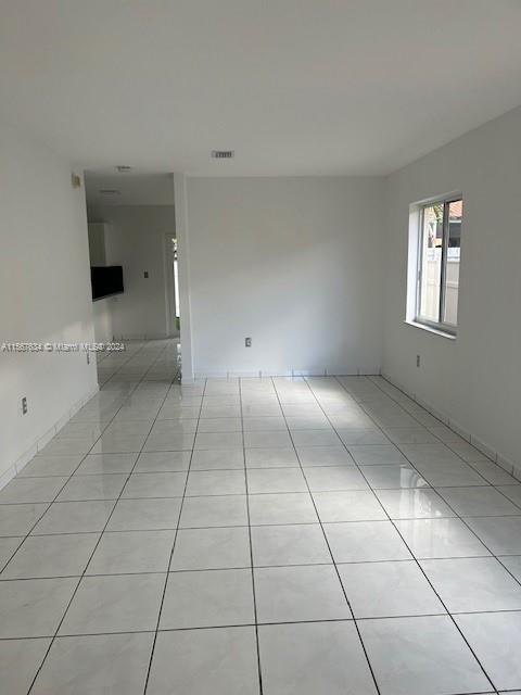 3165 SW 26th St # 1