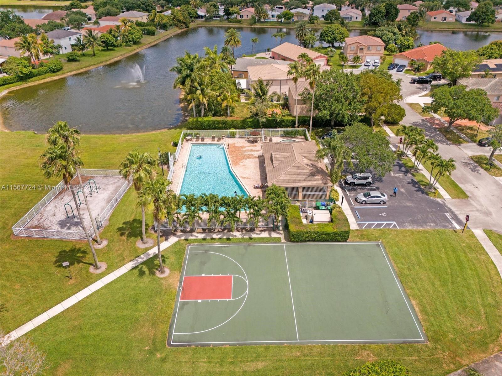 2372 SW 102nd Ave