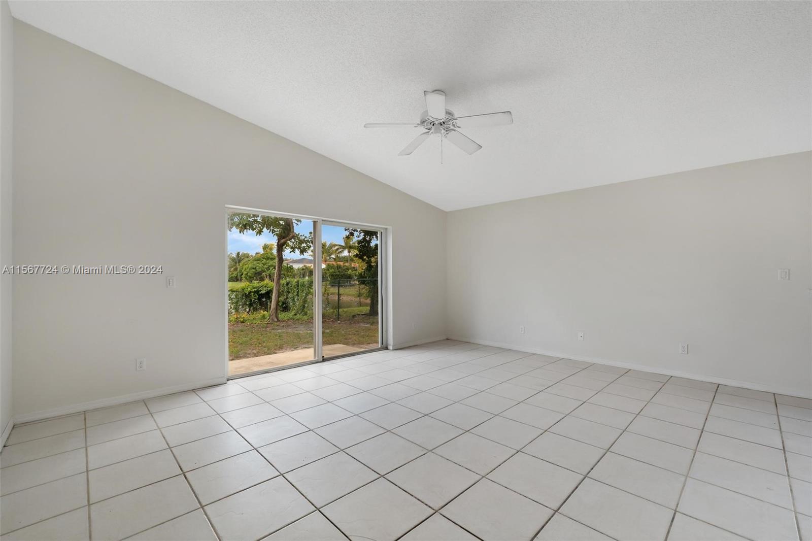 2372 SW 102nd Ave