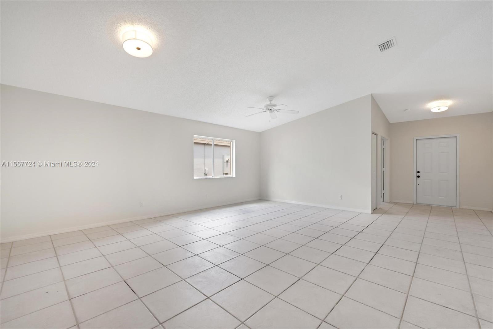 2372 SW 102nd Ave