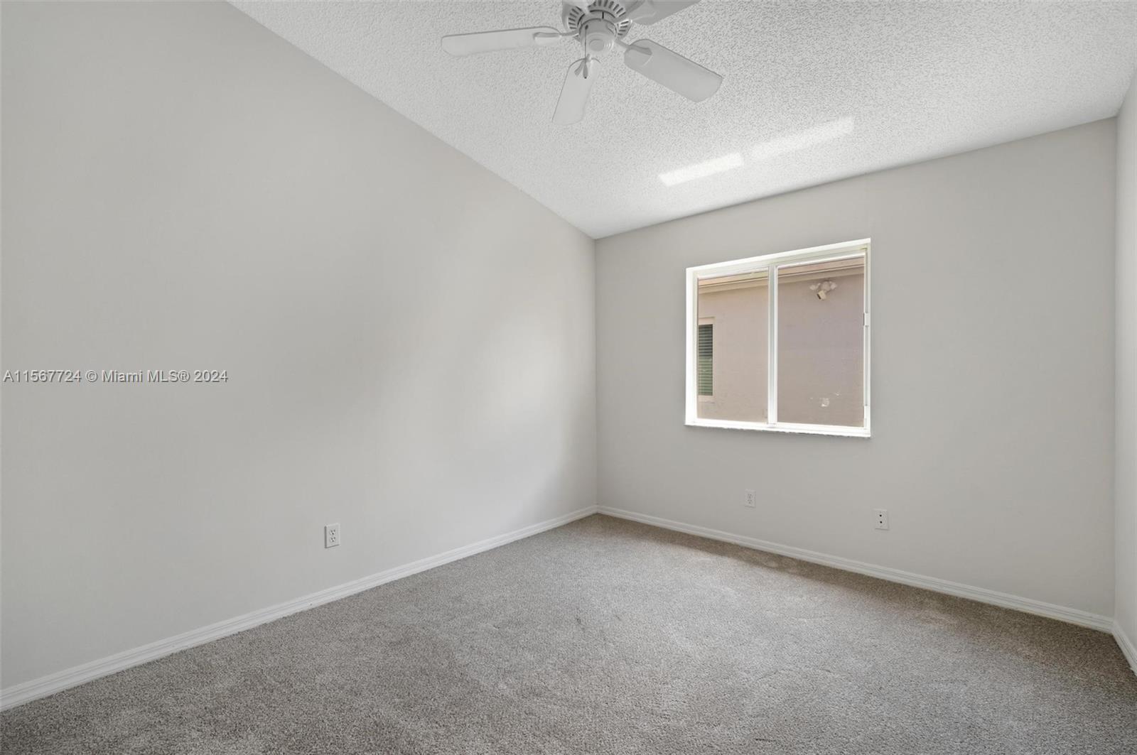 2372 SW 102nd Ave