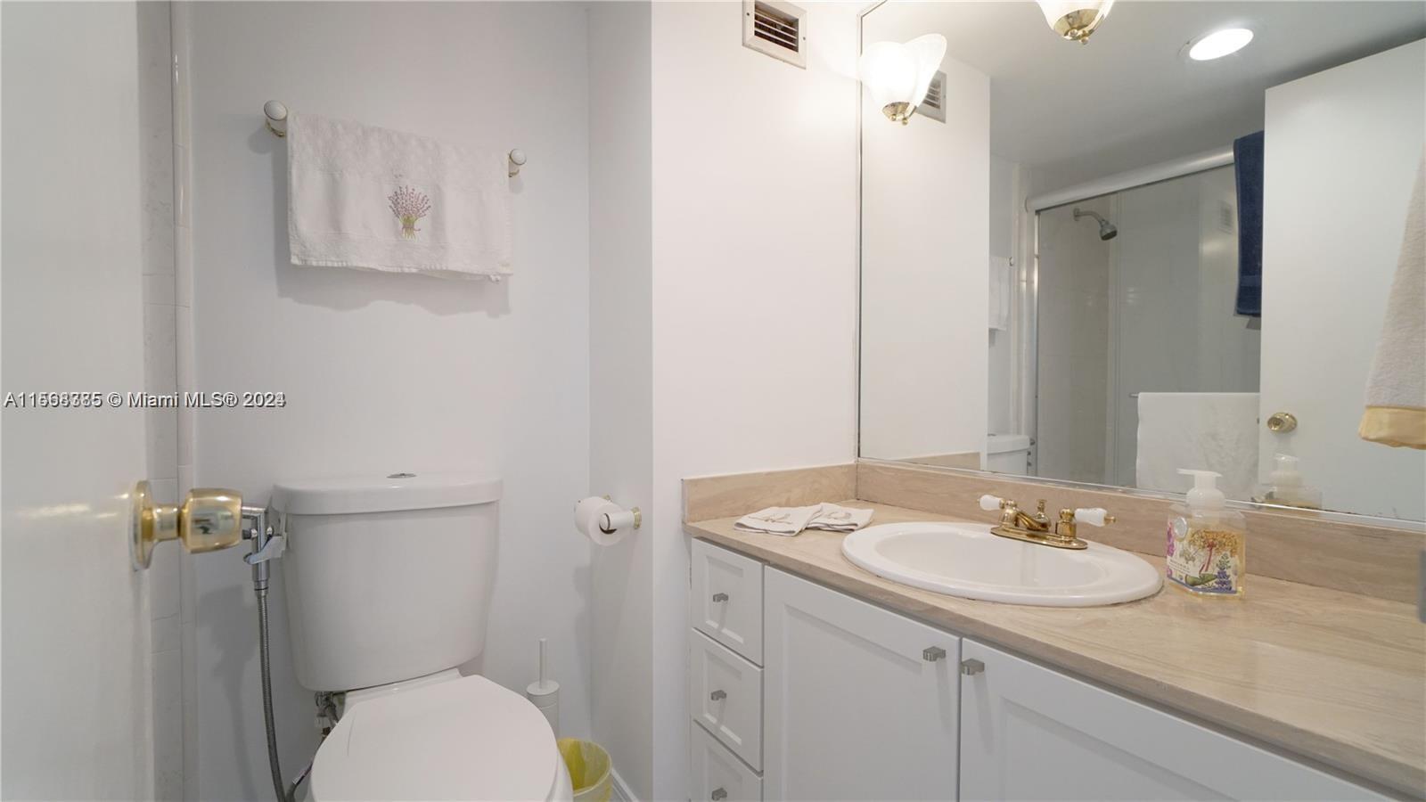 150 SE 25th Rd # 11F