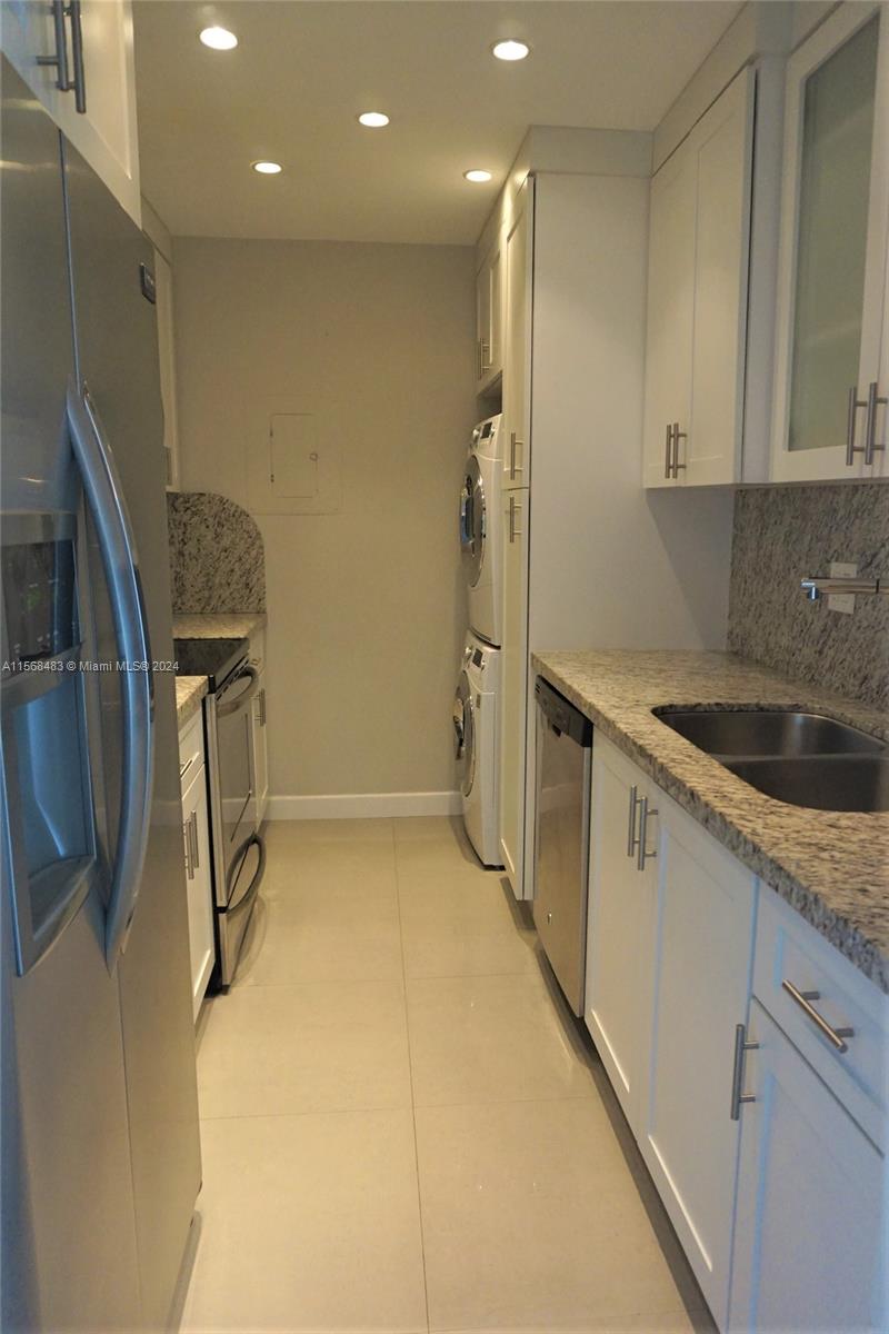255 GALEN DR # 3F