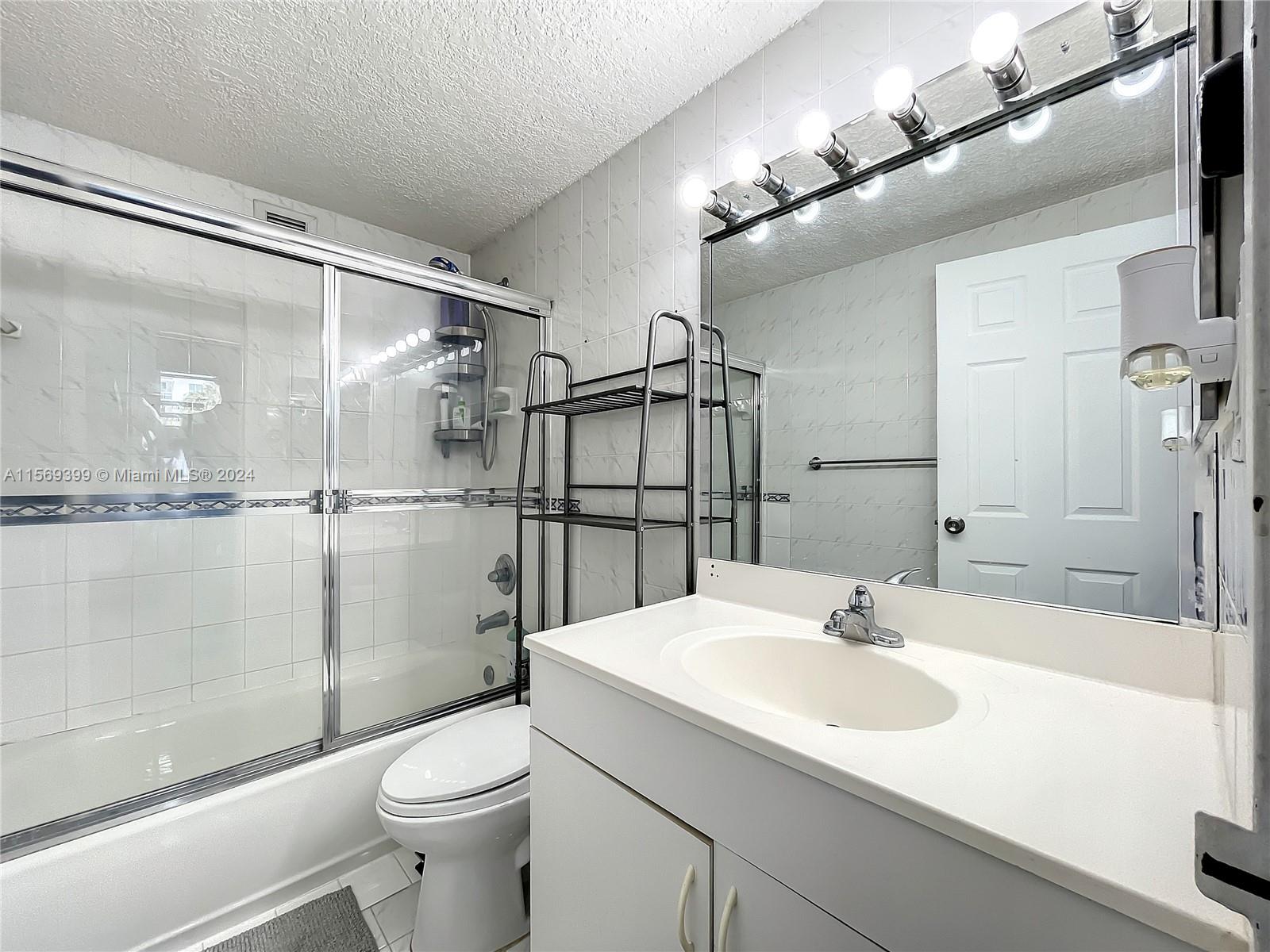 999 Brickell Bay Dr # 1010