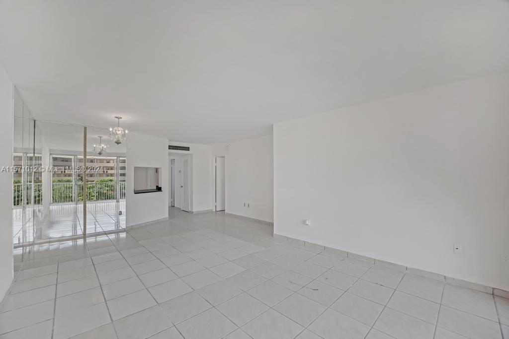 1750 NE 191st St # 2 Unit: 414-2