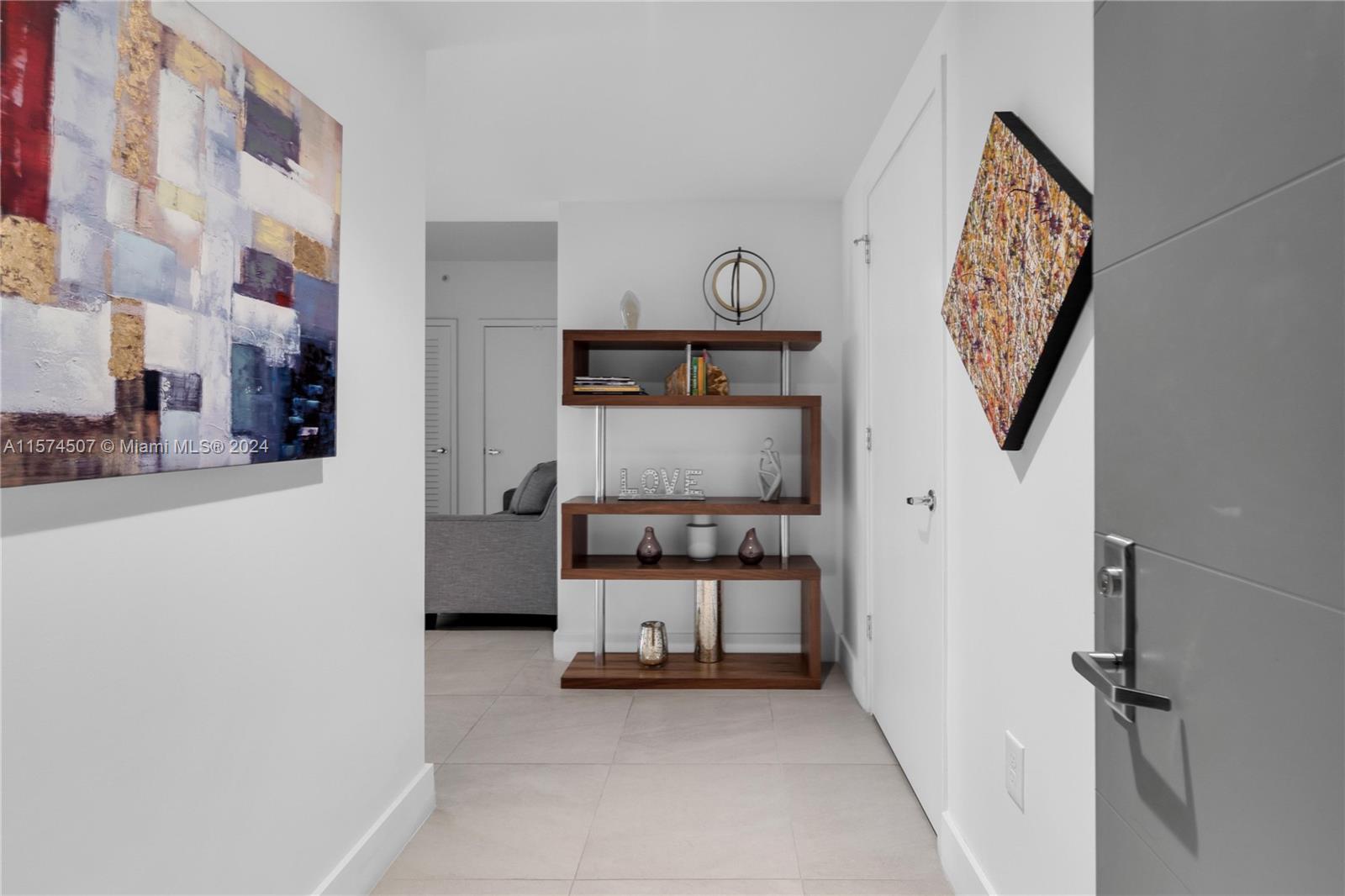 1010 Brickell Ave # 2011