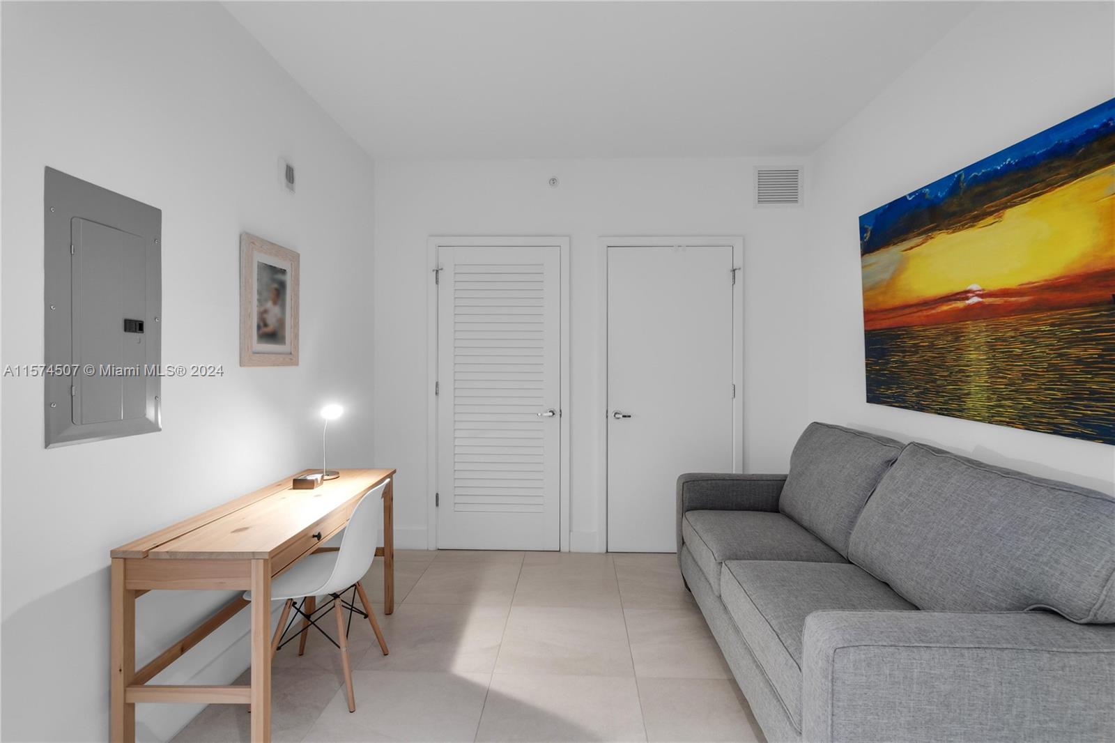 1010 Brickell Ave # 2011