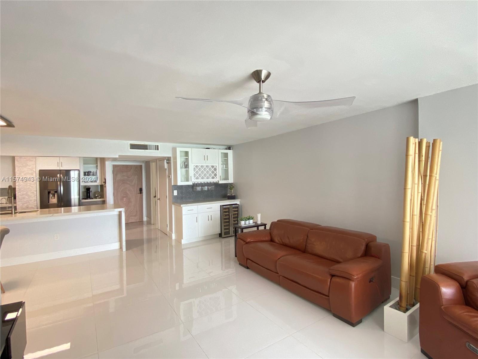 6450 Collins Ave # 1004