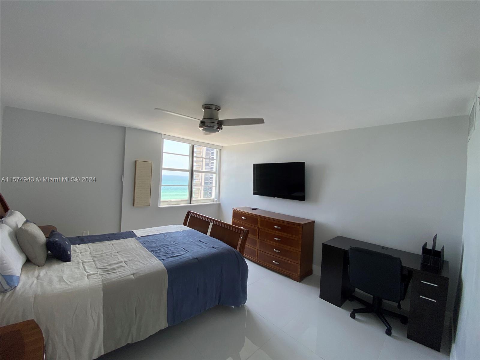 6450 Collins Ave # 1004