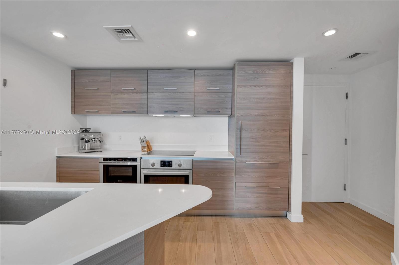 1300 S Miami Ave Unit: 2609