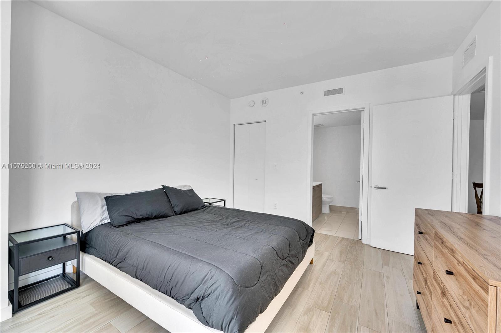 1300 S Miami Ave Unit: 2609