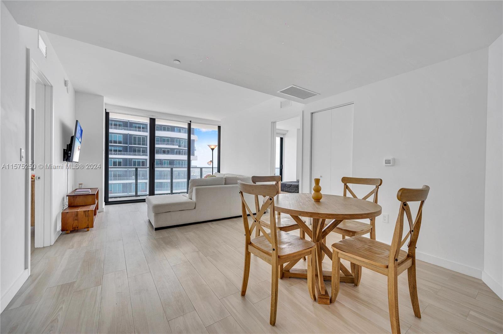 1300 S Miami Ave Unit: 2609