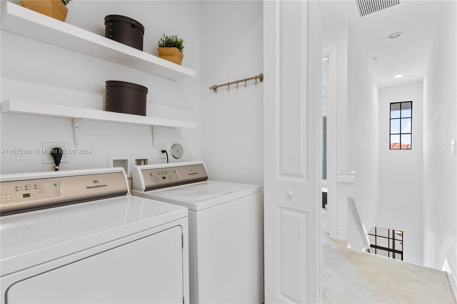 11554 SW 13th Ct