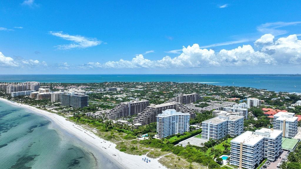 155 Ocean Lane Dr # 606