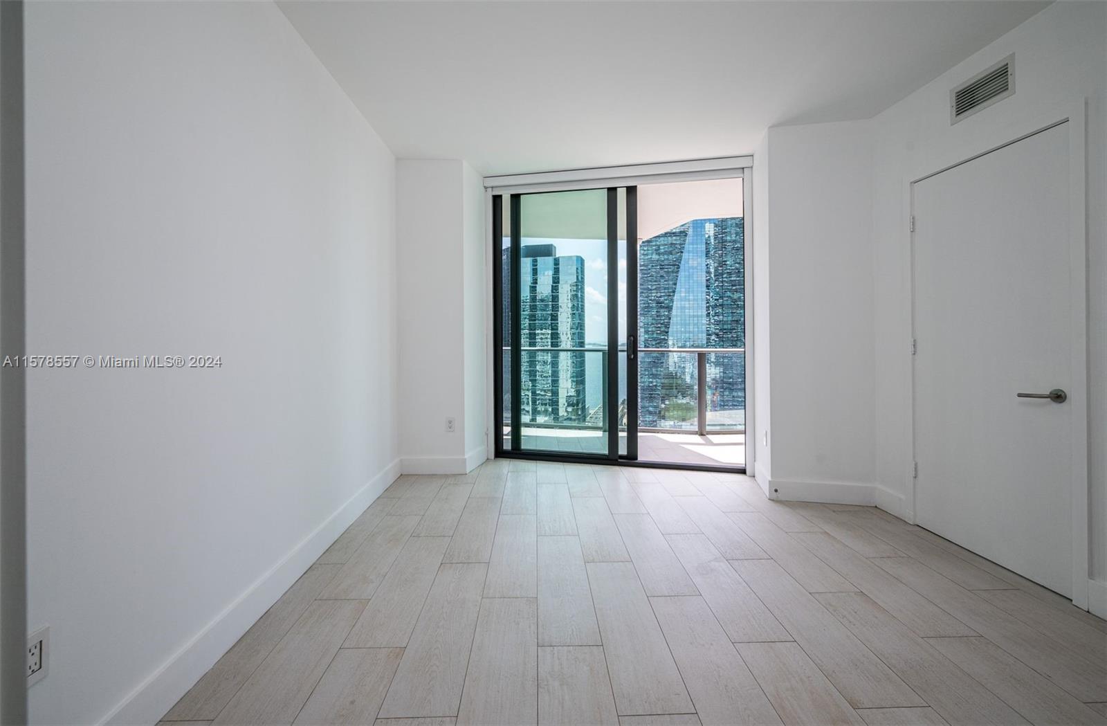 1300 S Miami Ave Unit: 2102
