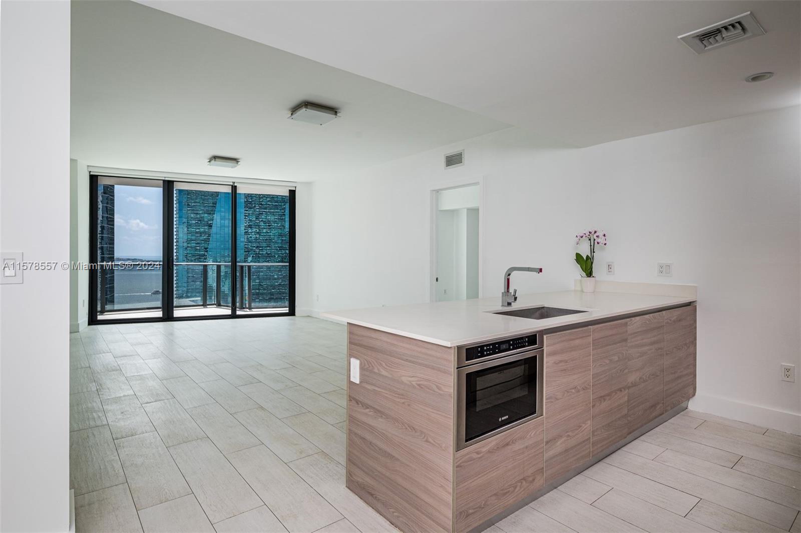 1300 S Miami Ave Unit: 2102