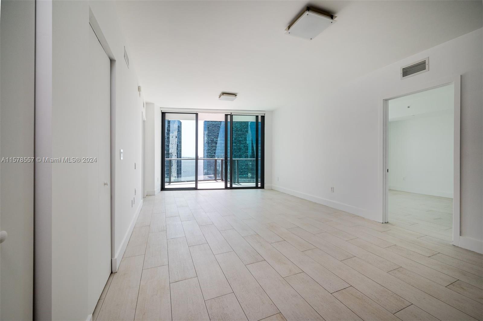 1300 S Miami Ave Unit: 2102