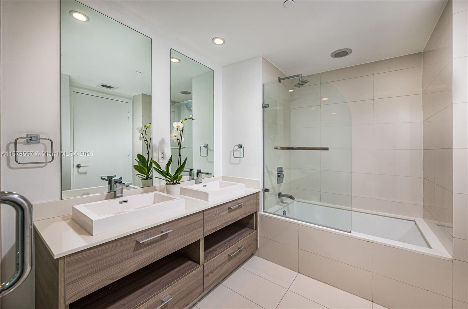 1300 S Miami Ave Unit: 2102