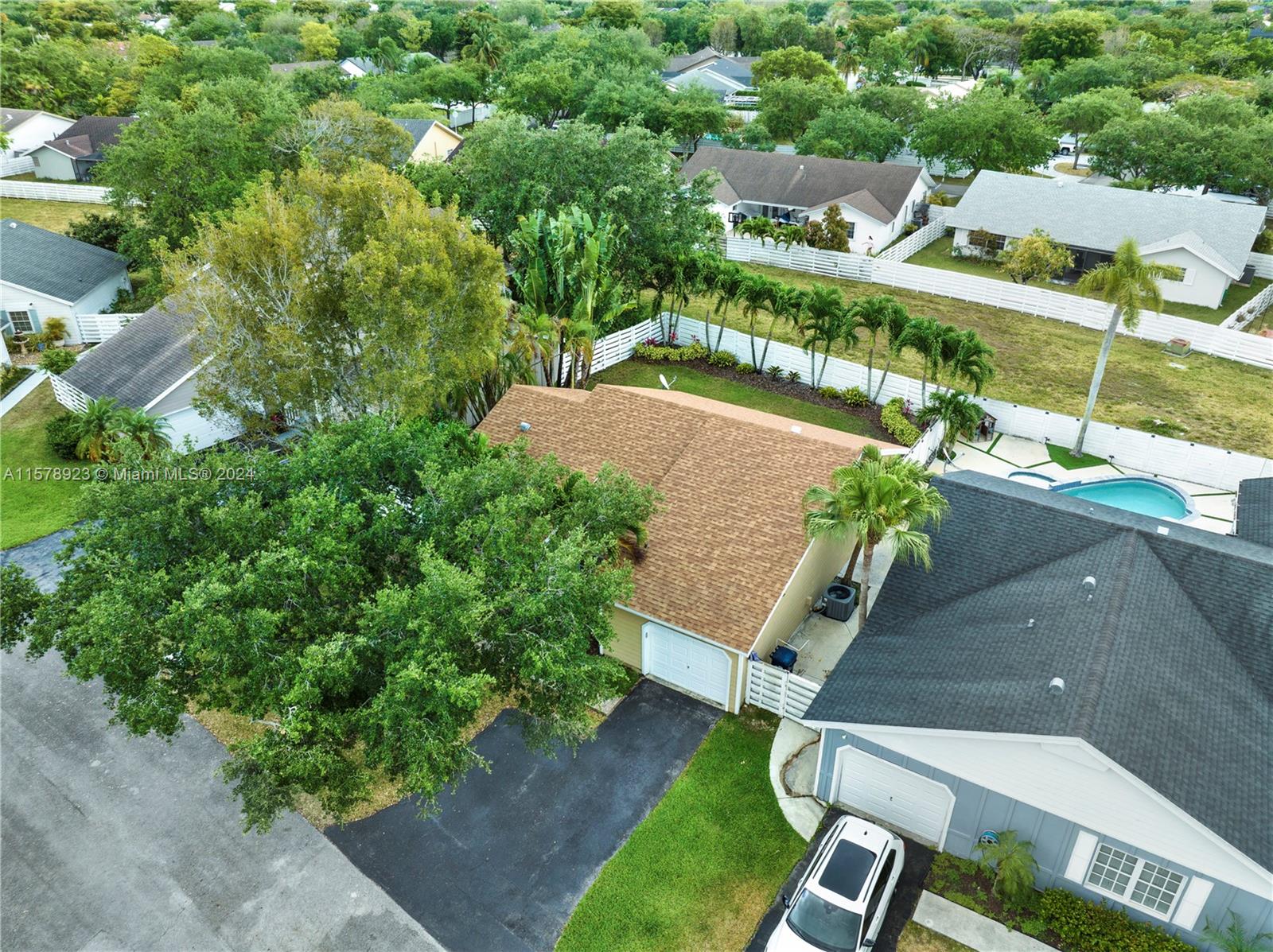 14540 SW 142nd Ct Cir S
