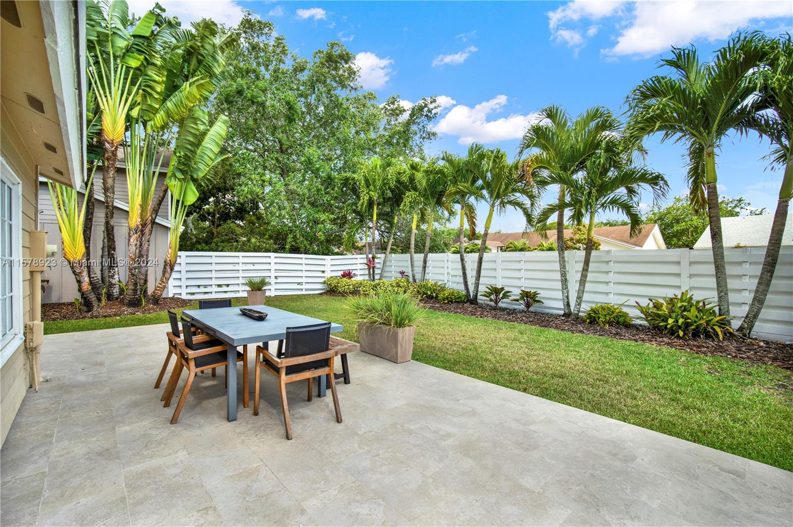 14540 SW 142nd Ct Cir S