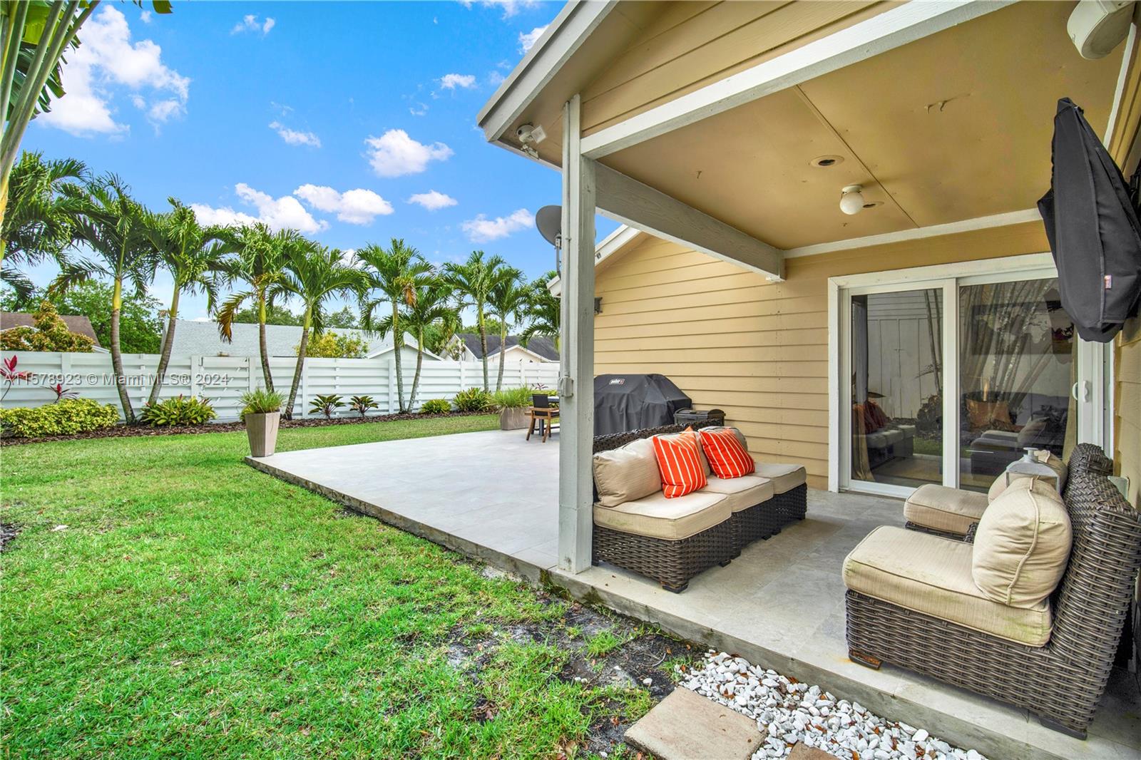 14540 SW 142nd Ct Cir S
