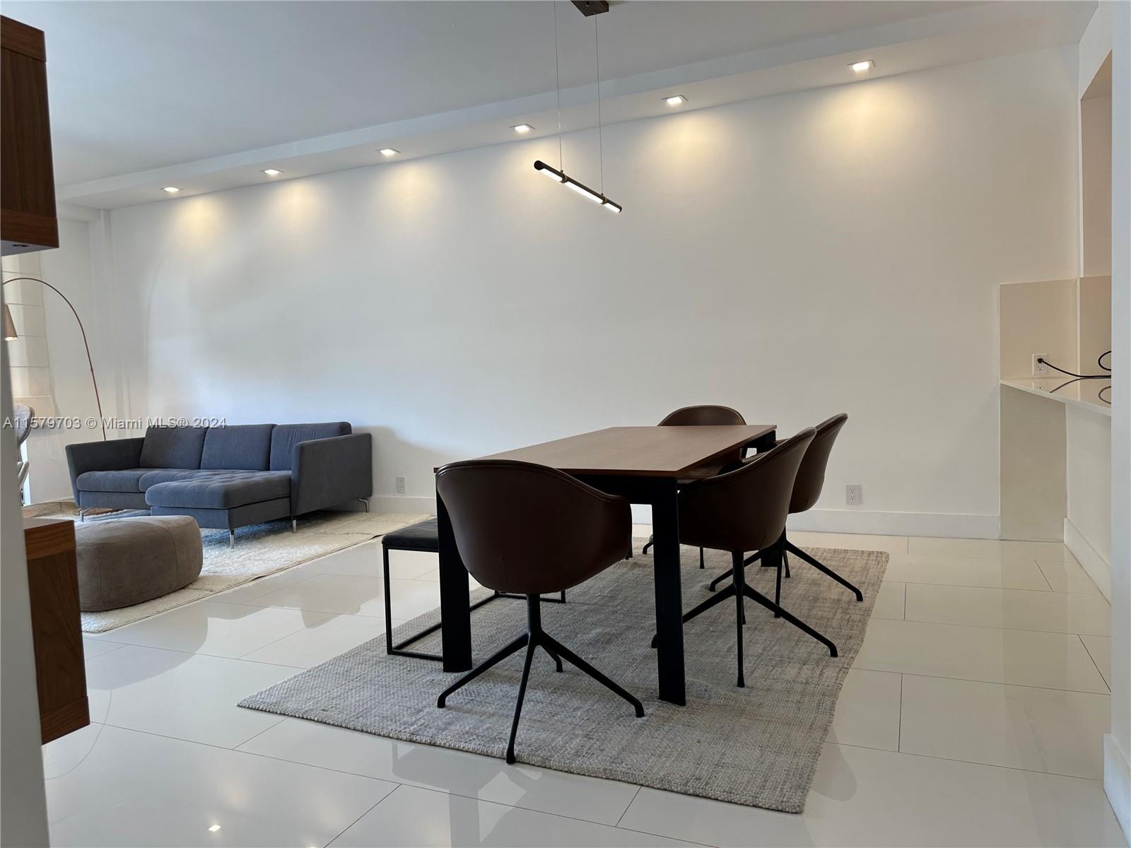 151 Crandon Blvd # 133