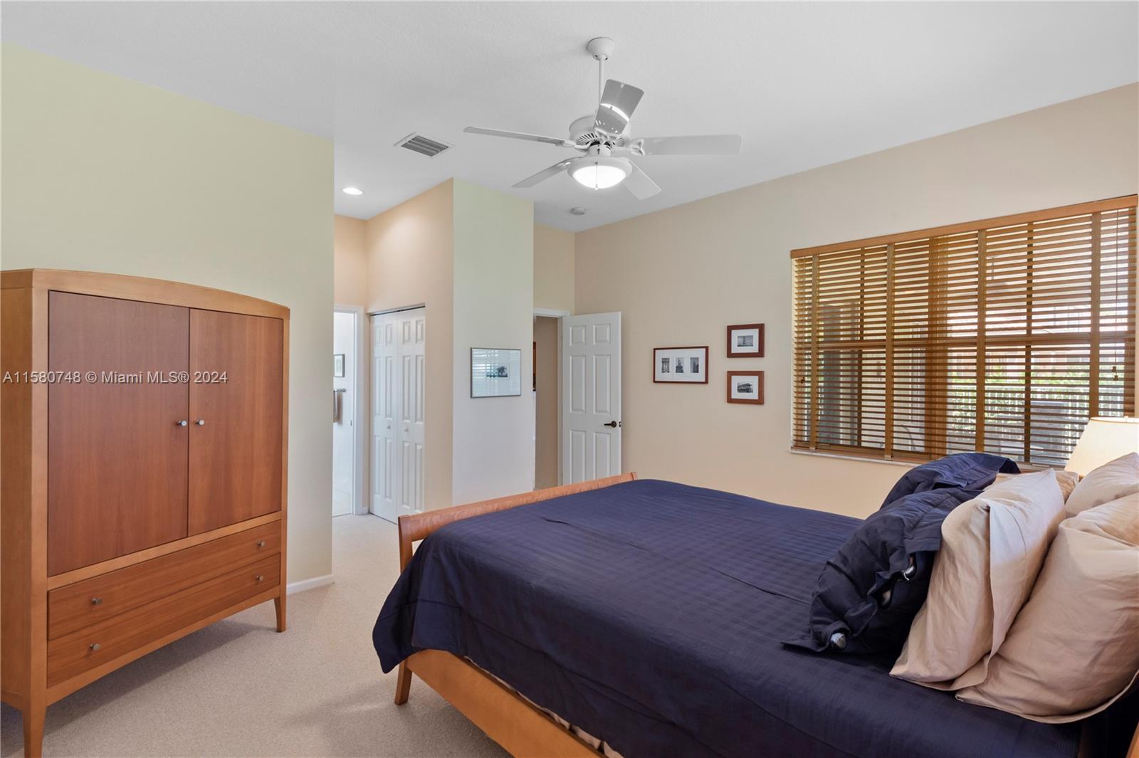 1312 Chenille Cir
