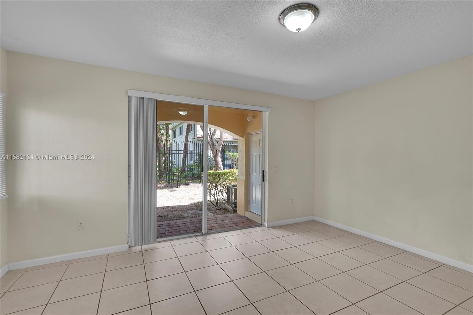 2501 SW 83rd Ter # 101
